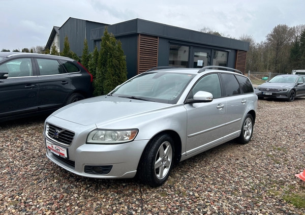 Volvo V50 cena 20900 przebieg: 250000, rok produkcji 2010 z Mrągowo małe 352